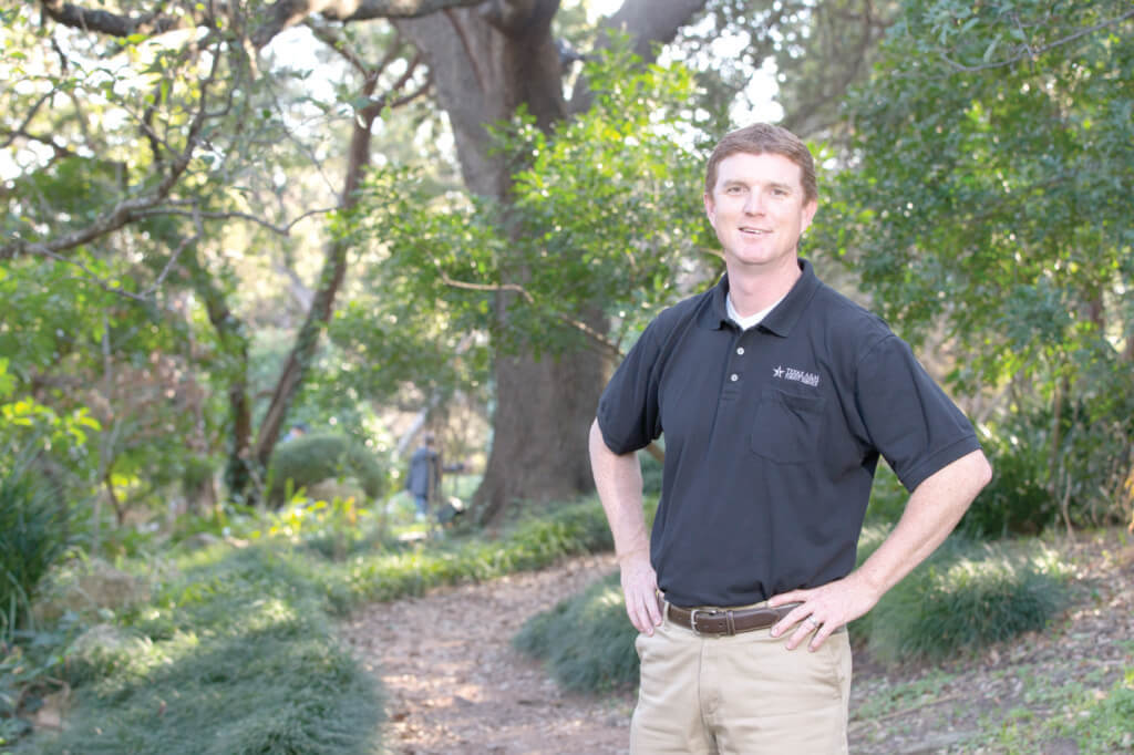 Clay Bales, forester with Texas A&M Forest Service, identified some 30 trees in Steiner Ranch that have oak wilt. “The rate of spread of the disease through the roots is approximately 75 feet per year,” Bales said. 