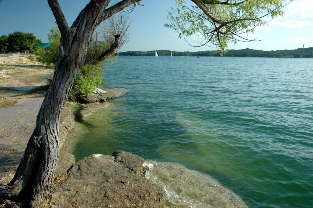 Shoreline view at Windy Point Park. 